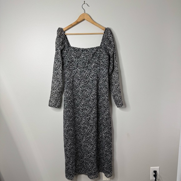 Abercrombie & Fitch Dresses & Skirts - Abercrombie & Fitch Emerson Chiffon Long Sleeve MIDI Floral Square Neck Sundress